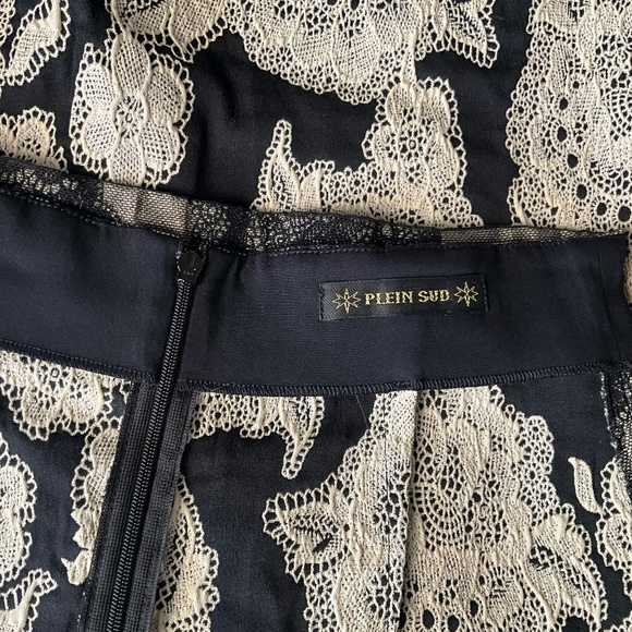 Plein Sud Indie Grunge Floral  Mesh Sharp Pencil Skirt Vamp Chic Black Gray FR38 - Picture 13 of 13